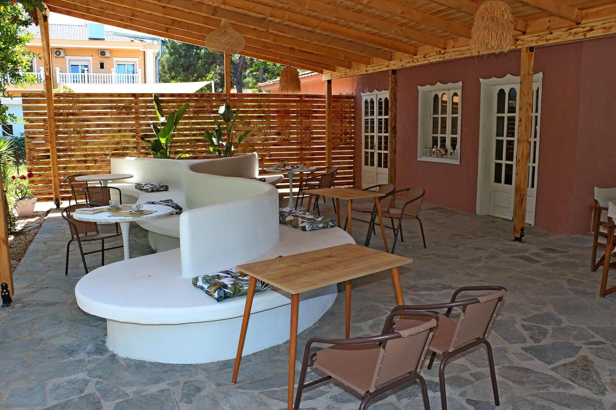 Kristal Hotel Prinos  Exterior photo